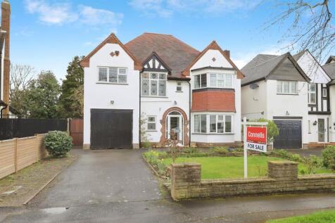 4 bedroom detached house for sale