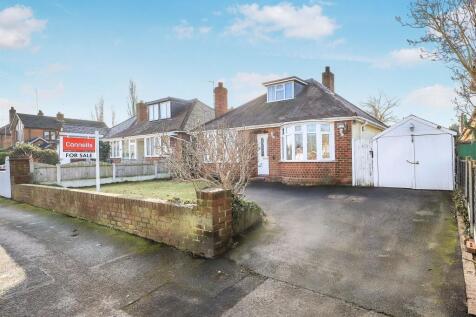 2 bedroom detached bungalow for sale