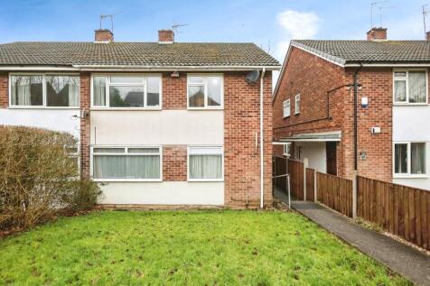 2 bedroom maisonette for sale