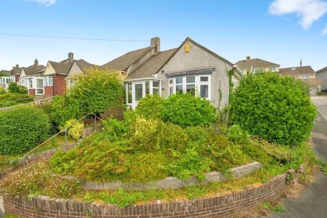2 bedroom semi-detached bungalow for sale
