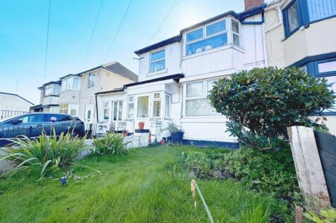5 bedroom semi-detached house for sale