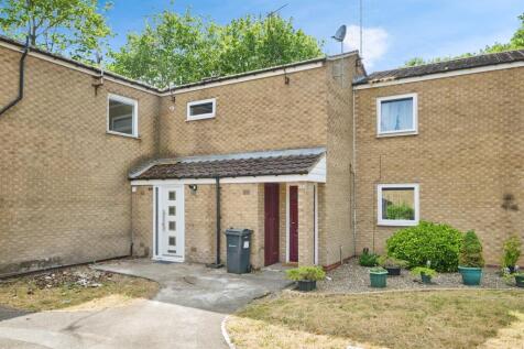1 bedroom maisonette for sale