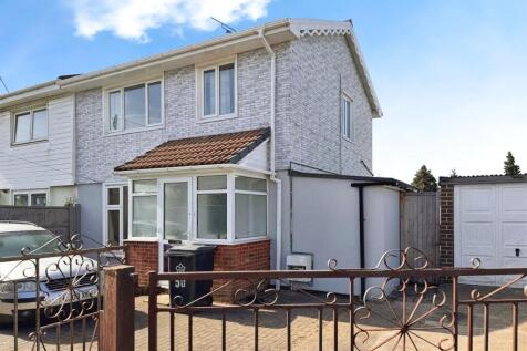 4 bedroom semi-detached house for sale