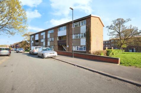 3 bedroom flat for sale