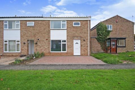 3 bedroom end of terrace house for sale