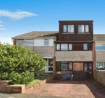 4 bedroom terraced house for sale