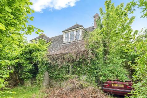 2 bedroom detached house for sale