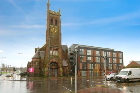 Studio flat for sale