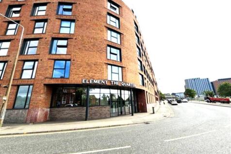 Studio flat for sale