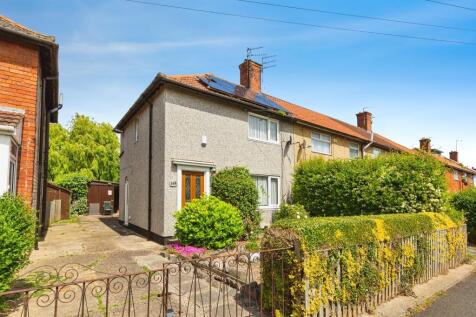 2 bedroom end of terrace house for sale
