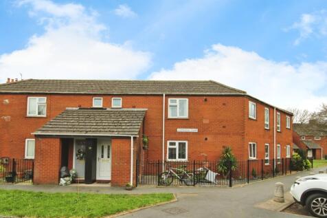 2 bedroom maisonette for sale