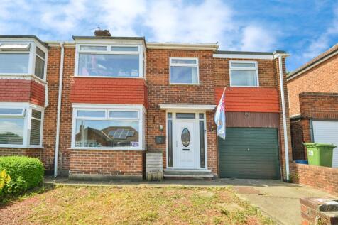 4 bedroom semi-detached house for sale
