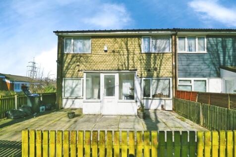 6 bedroom end of terrace house for sale