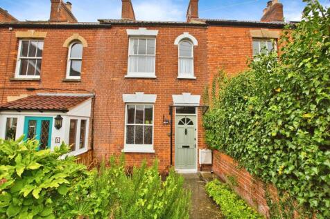 2 bedroom terraced house for sale