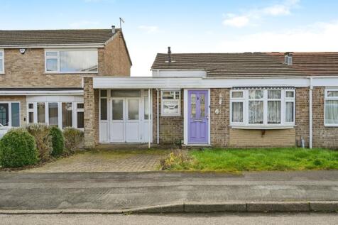 2 bedroom semi-detached bungalow for sale