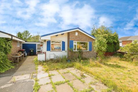 2 bedroom bungalow for sale