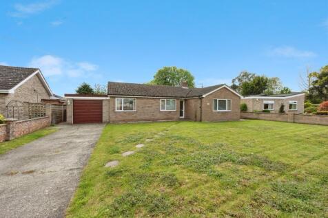 3 bedroom detached bungalow for sale