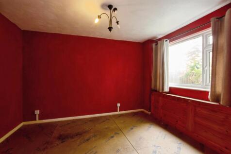 1 bedroom cluster house for sale