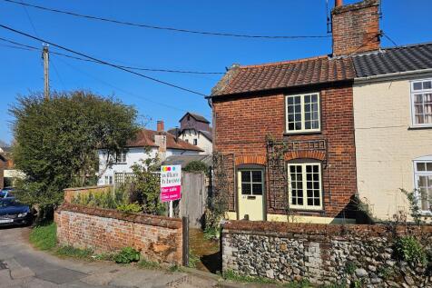 2 bedroom end of terrace house for sale