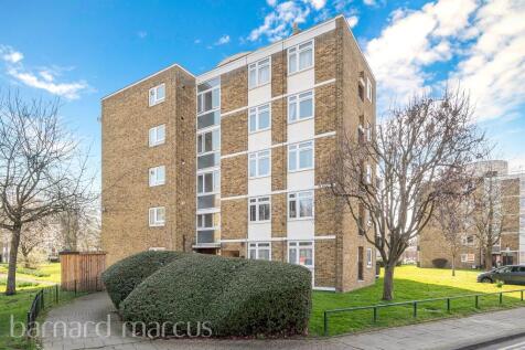 1 bedroom ground floor flat for sale