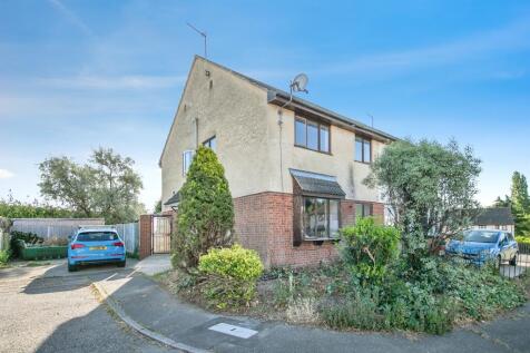 2 bedroom cluster house for sale
