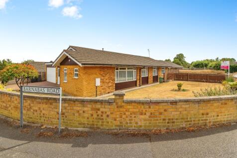 4 bedroom detached bungalow for sale