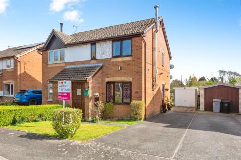 2 bedroom semi-detached house for sale