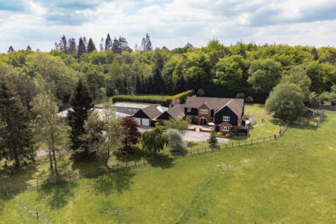 Chivery, Buckinghamshire HP23 5 bed detached house for sale