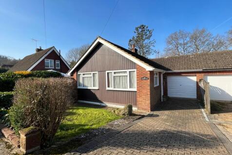 Oakhurst Road, Battle, TN33 2 bed bungalow for sale