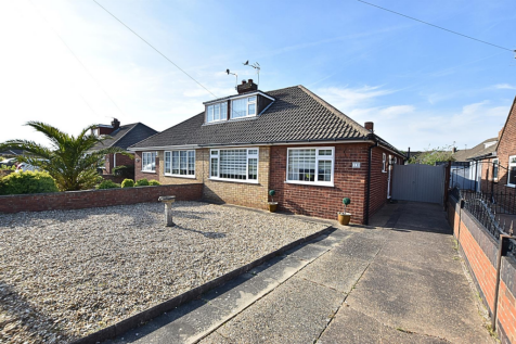 2 bedroom semi-detached bungalow for sale