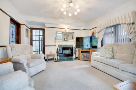 Butts Way, Chelmsford 3 bed bungalow for sale