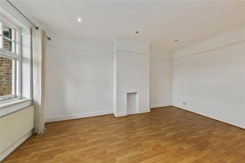 Richmond Road, East Twickenham... 2 bed apartment for sale