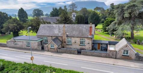 4 bedroom cottage for sale
