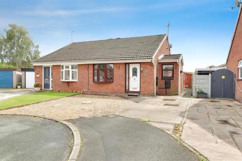 2 bedroom semi-detached bungalow for sale