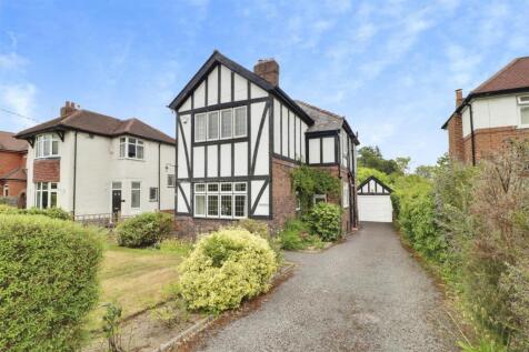 Park Drive, Wistaston, Crewe 3 bed detached house for sale