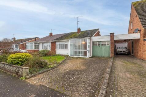 Chandlers Road, Whitnash, Royal... 2 bed semi