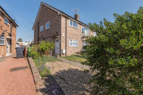 Coniston Road, Milverton Leamington Spa 3 bed maisonette for sale