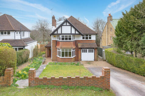 Cearn Way, Coulsdon CR5 4 bed detached house for sale