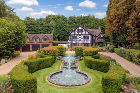 Purley CR8 7 bed detached house for sale