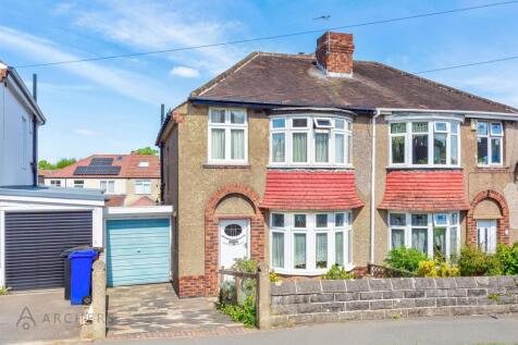 3 bedroom semi-detached house for sale