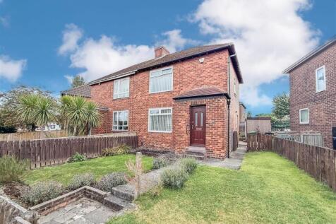 2 bedroom semi-detached house for sale