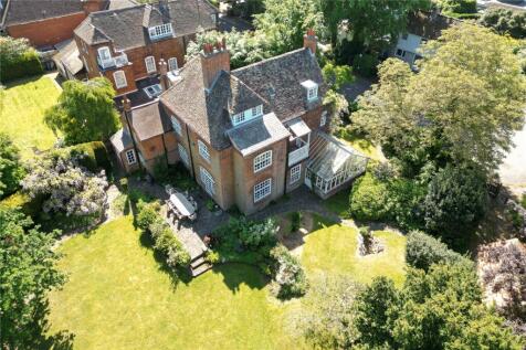 Selwyn Gardens, Cambridge... 7 bed detached house for sale