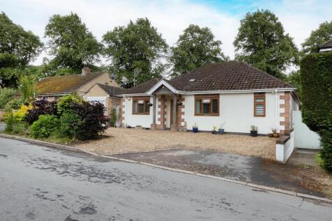 3 bedroom bungalow for sale