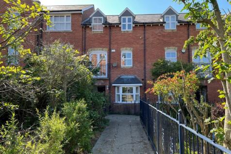 Gardeners Place, Chartham... 3 bed terraced house for sale