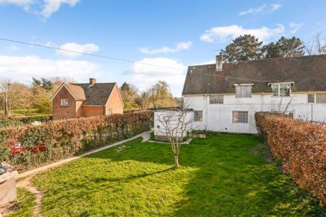 Selling, Faversham, Kent, ME13 3 bed semi