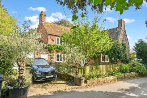 Saddlers Hill, Goodnestone... 3 bed detached house for sale