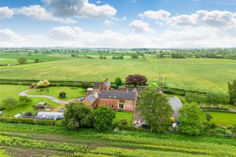 6 bedroom barn conversion for sale
