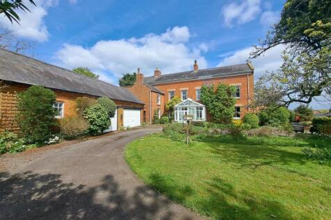 7 bedroom detached house for sale