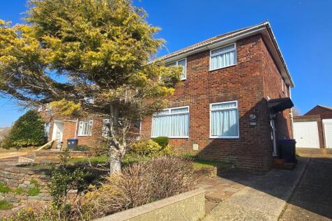 Oakapple Road, West Sussex BN42 3 bed end of terrace house for sale