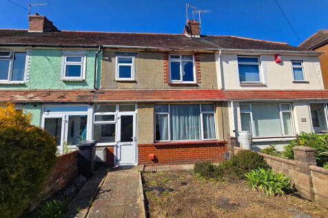 The Gardens, West Sussex BN42 3 bed terraced house for sale